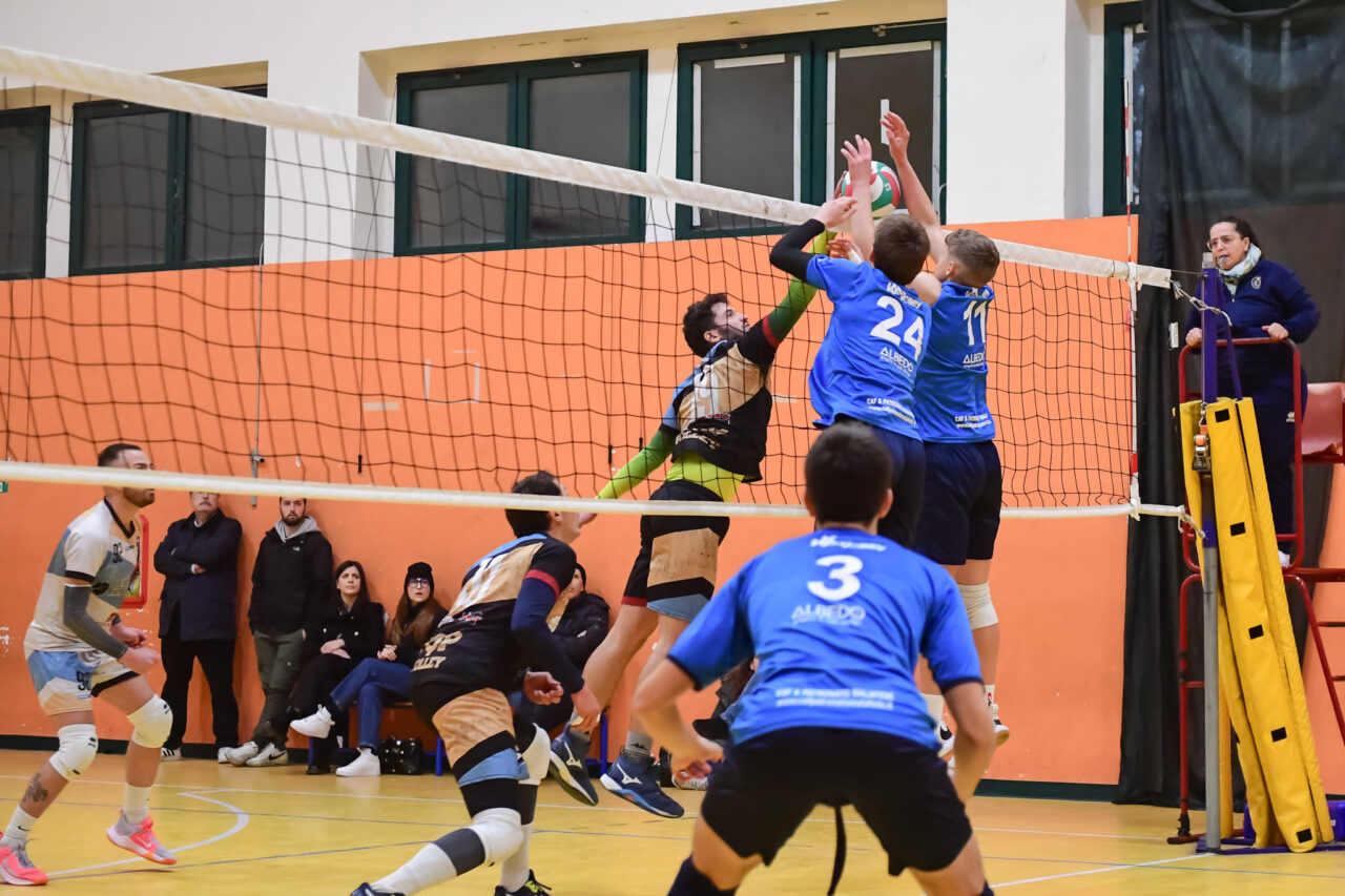 📸 GALLERY: SERIE DM 🆚 PQP Volley